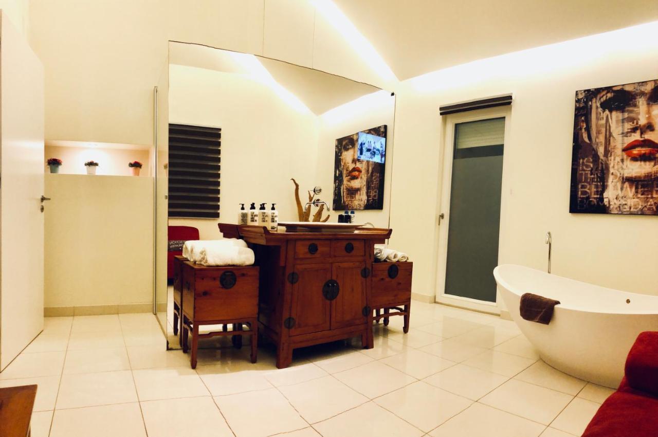 Suites & Spa สตุตการ์ต ภายนอก รูปภาพ